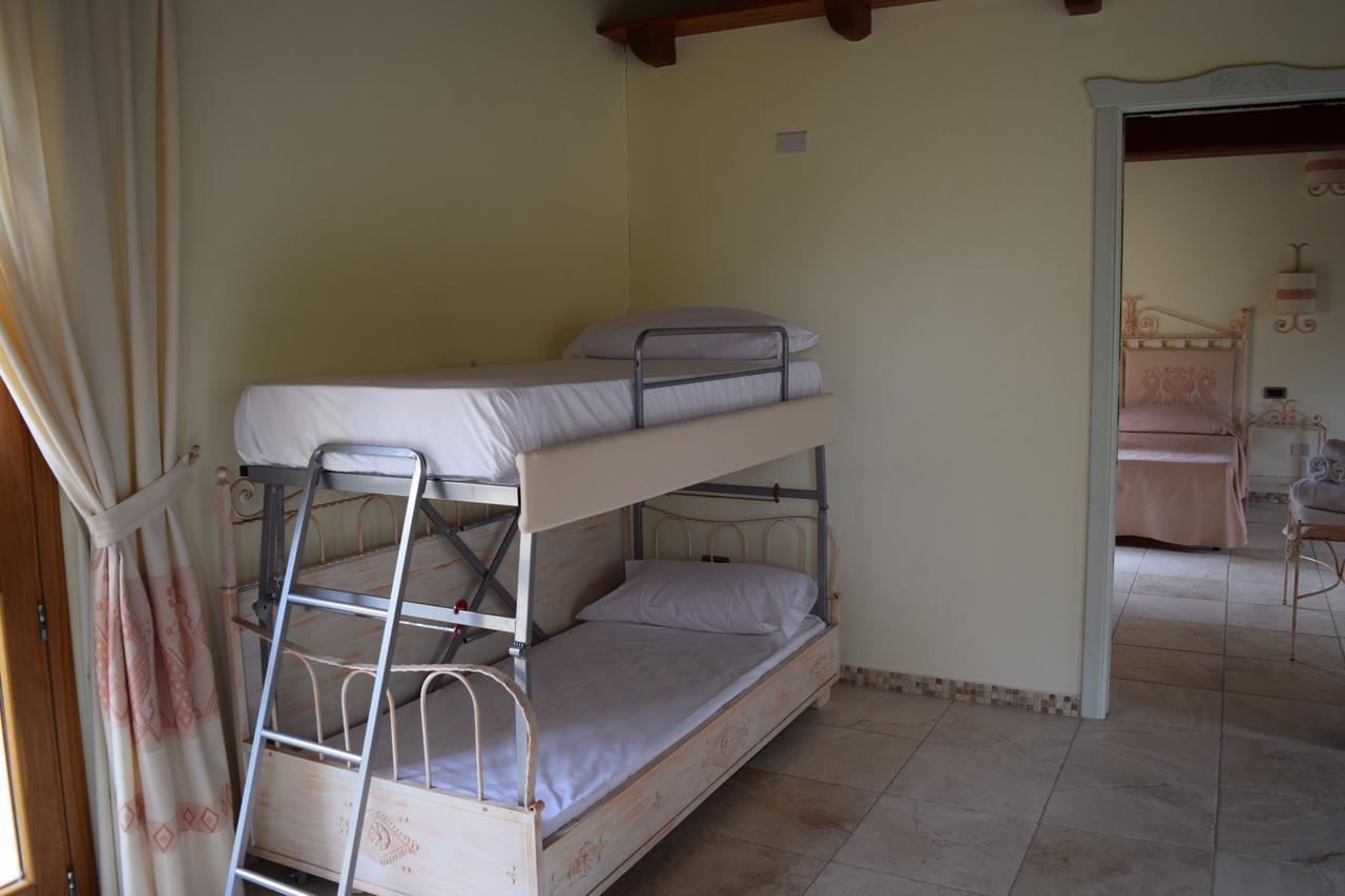 Hotel Soffio Di Vento Magazzini  Buitenkant foto